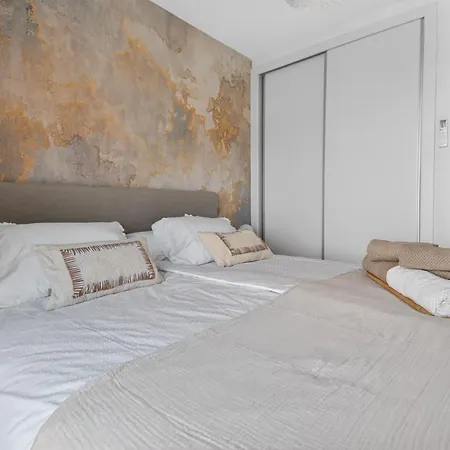 Azure Terras Private Rooftop By Interhome 아파트 *