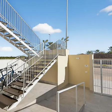 Azure Terras Private Rooftop By Interhome Apartamento